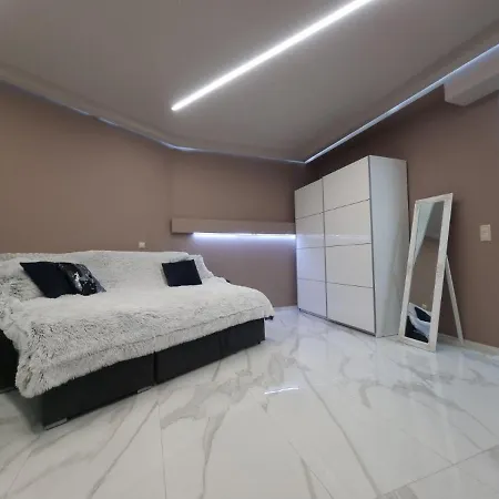 Apartment Central